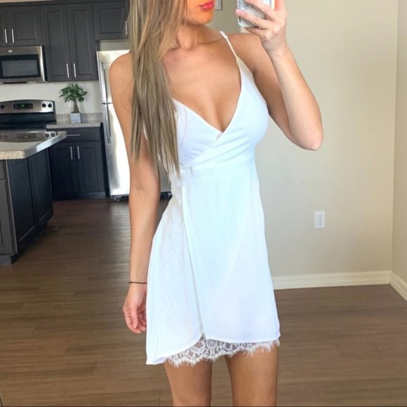 New Anthropologie White Lace Wrap Dress - Picture 2 of 6